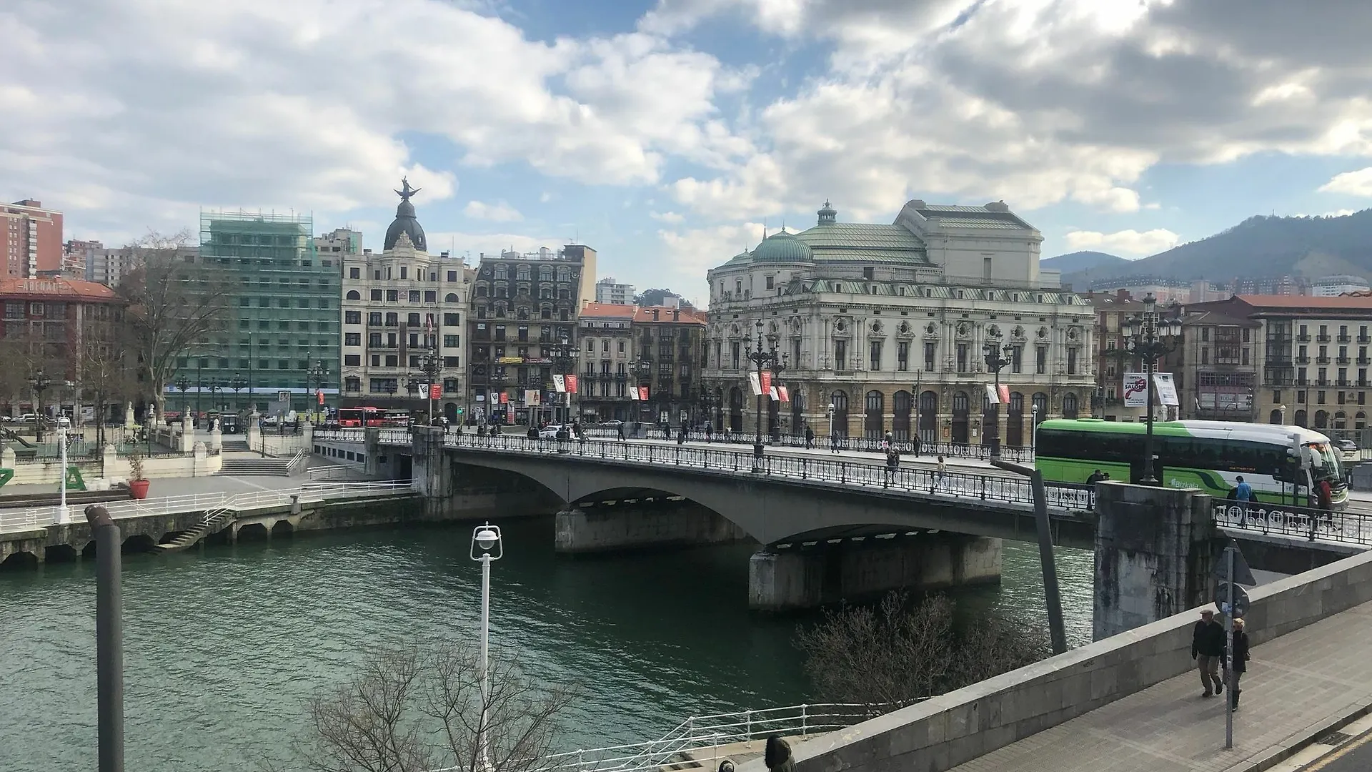 Piso Senorial En Corazon De Bilbao Lejlighed